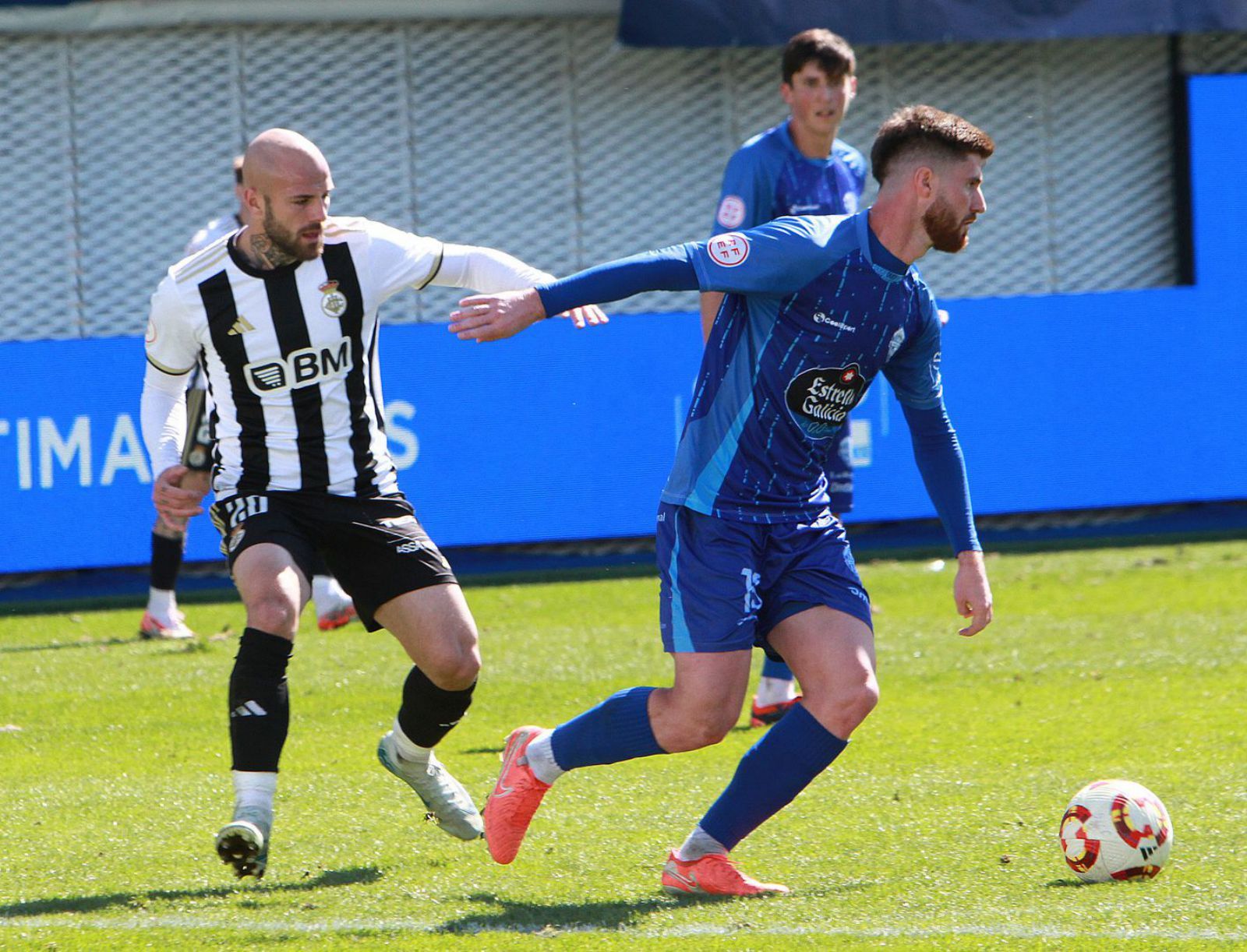 2025/06/zalaya-ferrol.jpg