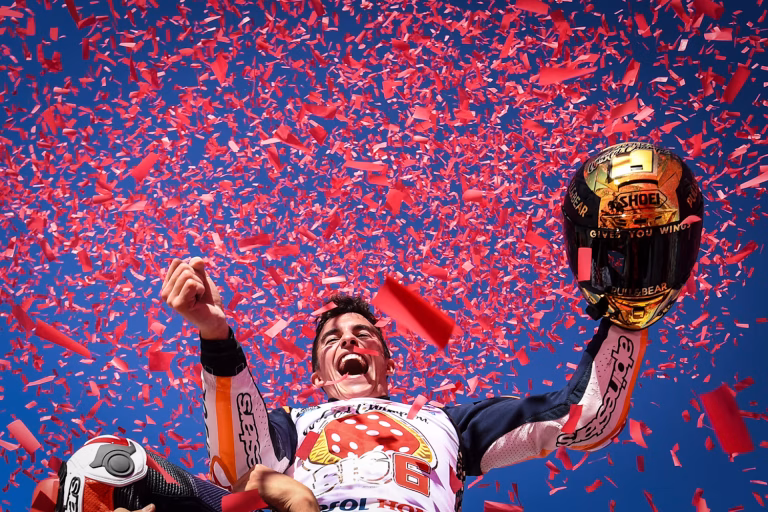 Marc Márquez celebrando su último título mundial en 2019. Fuente: MotoGP